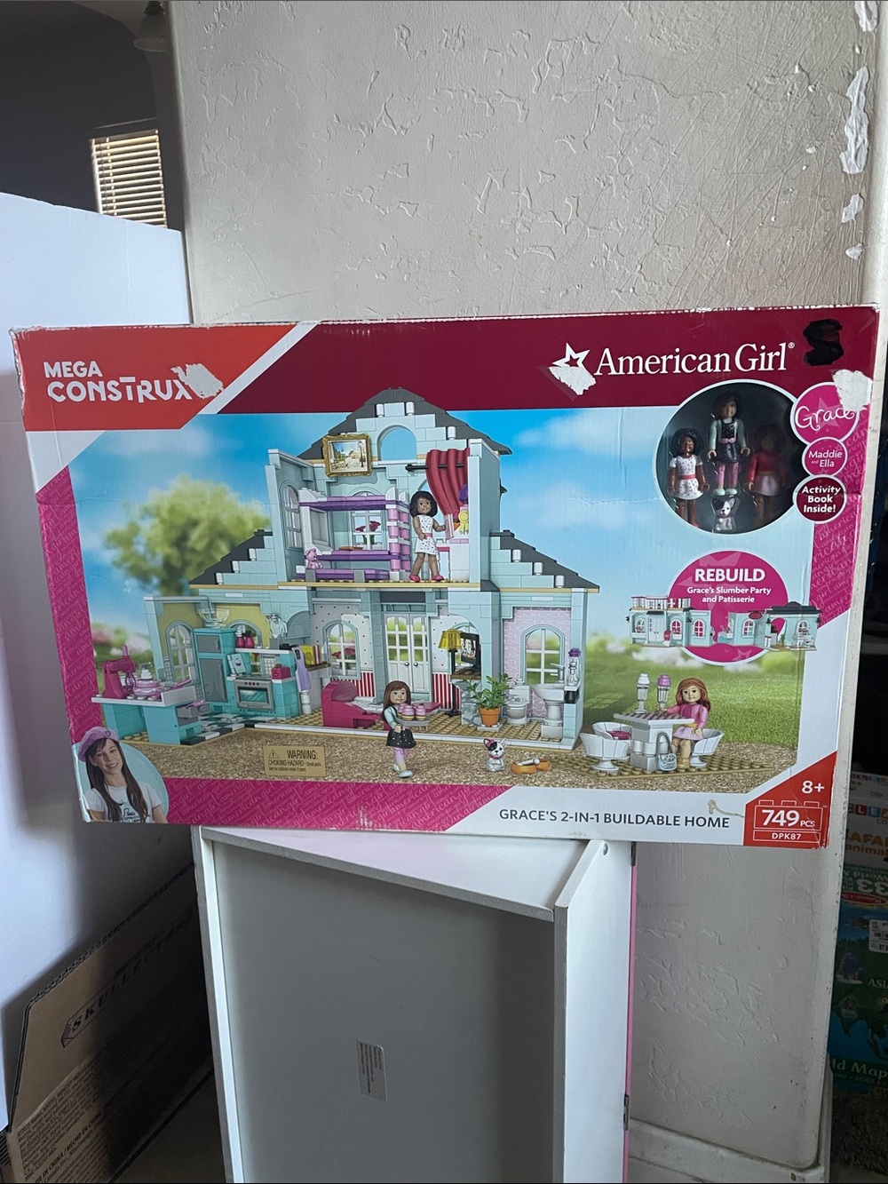 NEW - Mega Construx American Girl;
Grace's 2 in 1 Buildable Home